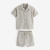 Sets & Outfits